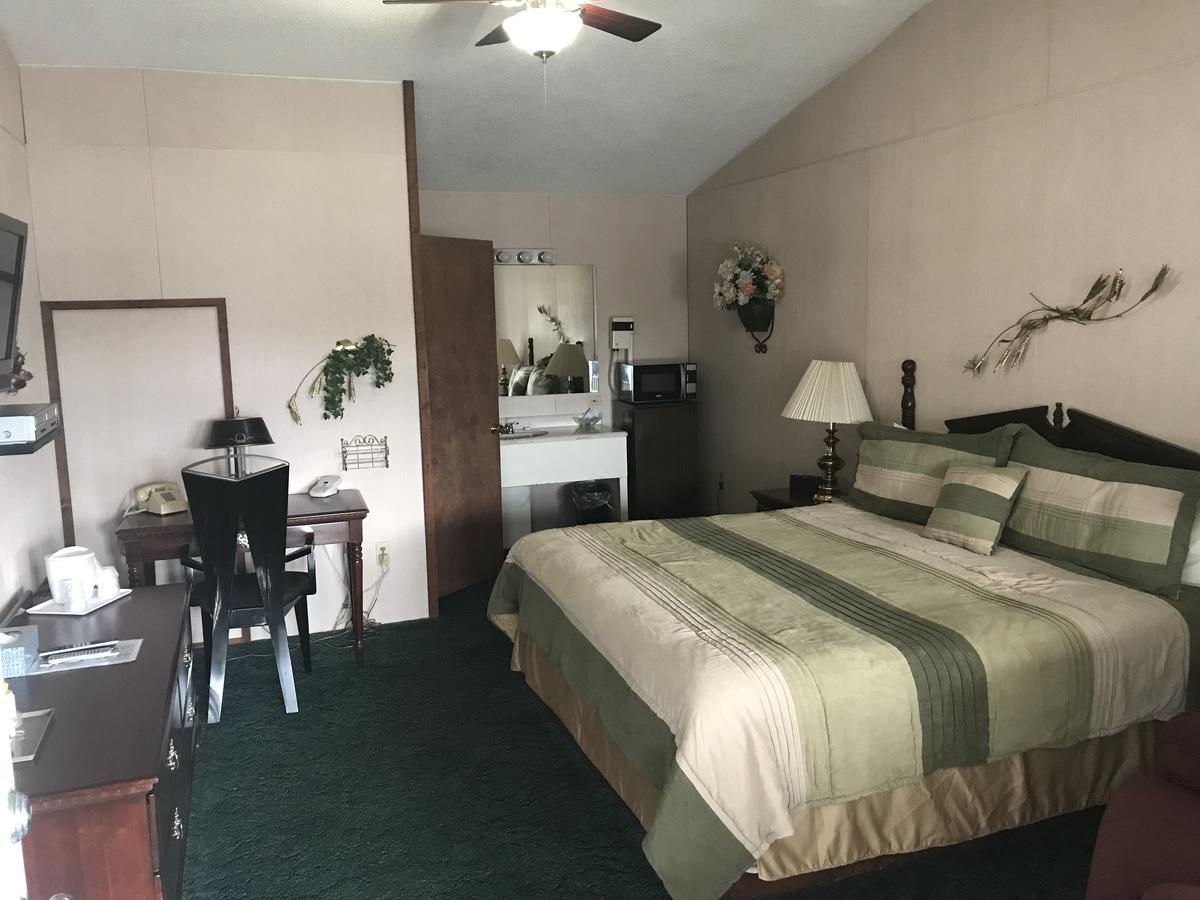 Longhouse Lodge Motel Watkins Glen Eksteriør billede